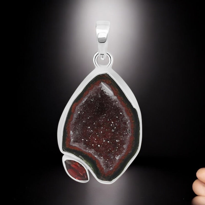 Coconut Garnet Lust Necklace